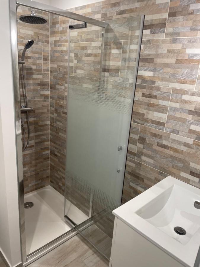 Appartement Pieds Dans L'Eau Vue Mer Bormes Les Mimosas エクステリア 写真
