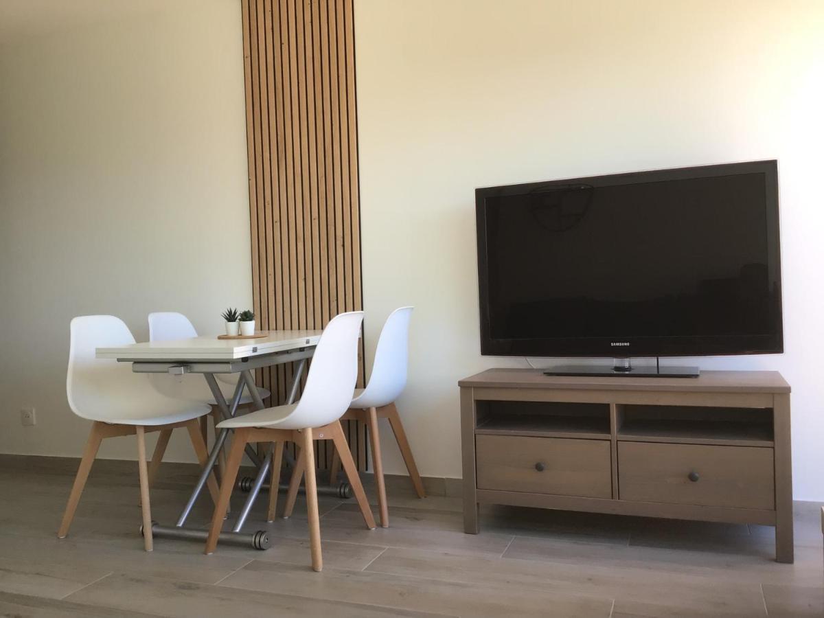 Appartement Pieds Dans L'Eau Vue Mer Bormes Les Mimosas エクステリア 写真